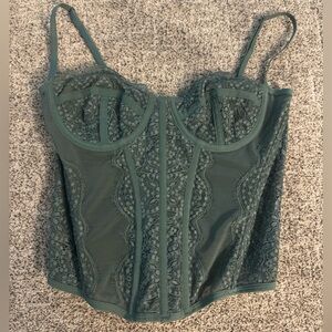 Elegant Lace Bustier in Green